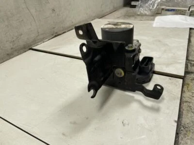 Nissan Pathfinder Platinum 2015 3,5 L AWD módulo de bomba ABS fabricante de equipos originales+ Foto 1 de 4