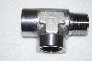 Brennan Industries 1" Stecker NPT x 1" Buchse NPT x 1" Buchse NPT (5602-16-16-16-SS) - Bild 1 von 1