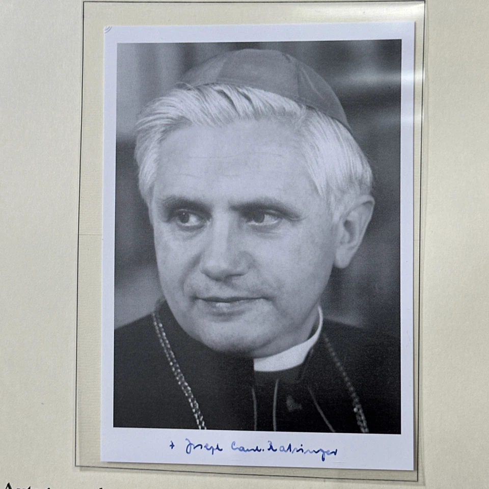 JOSEPH KARDINAL RATZINGER - PAPST BENEDIKT XVI - Autogrammkarte - Bild 1 von 3
