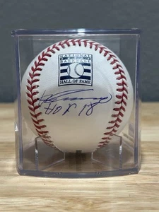 Vladimir Guerrero Sr. Autographed OML Hall of Fame Baseball (Authenticated) - Picture 1 of 2
