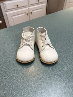 Zapatos de bebé LKN Josmo talla 6 de cuero blanco para caminar Foto 1 de 4