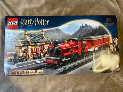 LEGO Harry Potter 76423 - Hogwarts Express & Hogsmeade Station Brand NEW SEALED - Image 1 of 2