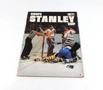 1970-71 Stanley Cup Chicago Black Hawks vs Montreal Canadiens NHL Hockey Program - Image 1 of 2