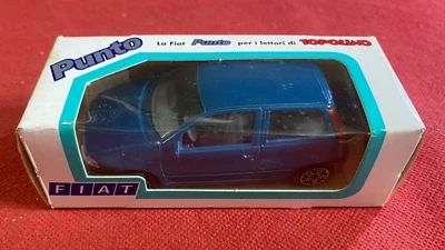 FIAT PUNTO METALLO IN BOX 1:43 BLU Bburago per lettori TOPOLINO Disney - Immagine 1 di 4