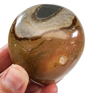 Polychrome Jasper Polished Pebble Madagascar 112 grams - Picture 1 of 2