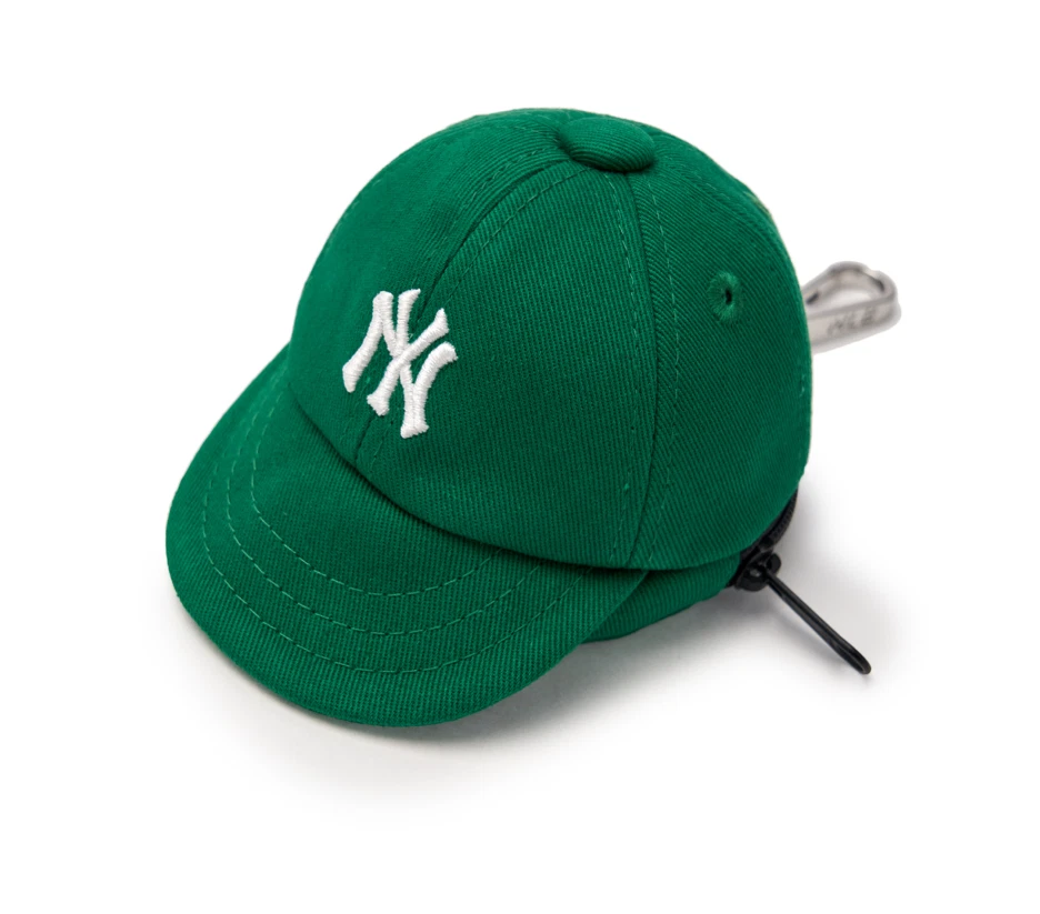 MLB KOREA Basic Ball Cap Pouch Keyring New York Yankees - Image 1 of 3