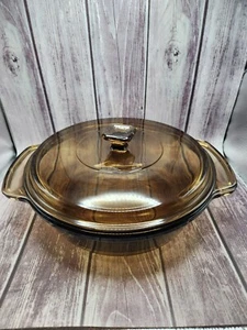 LOVENWARE CASSEROLE 1.5 Qt. Amber Round & Lid Vintage Microwave & Oven Safe 1037 - Picture 1 of 6