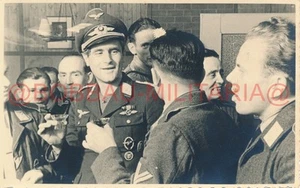 J185 Foto Luftwaffe Transportflieger mit Segelflugzeugführerabzeichen badge - Bild 1 von 2
