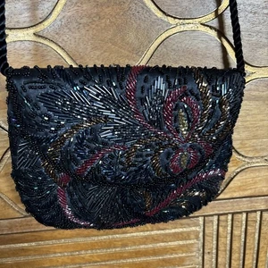 VINTAGE BEADED BAG OVER BODY OR SHOULDER EVENING PARTIES EVENTS - Picture 1 of 11