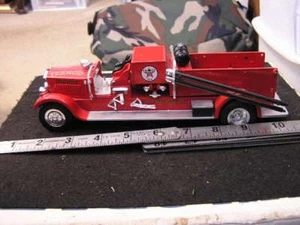 Camión de bomberos Mack Pumper 1929, edición Texaco 1998 #15 - Imagen 1 de 11
