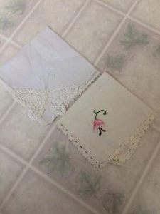 Two Vintage Hankies Cream Lace edged Embroidered flower &  White Butterfly Edge - Picture 1 of 4
