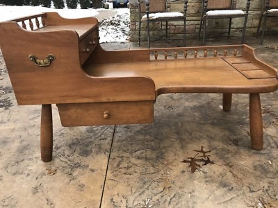 Ethan Allen Baumritter Heirloom Maple Mid Century Cobbler’s Bench Coffee Table - Image 1 of 4