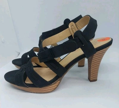 Zapatos informales Naturalizer Dade de tacón alto con tiras negros para mujer talla 9,5 M Foto 1 de 4