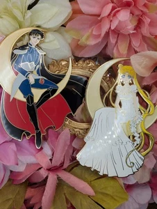 Sailor Moon Princess Serenity And Prince Endymion Crescent Moon Pins - Picture 1 of 4
