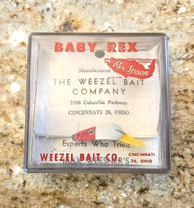 Weezel Bait Co.  Baby Rex  - Vintage - Pristine Condition -White, & Red - bait - Picture 1 of 1