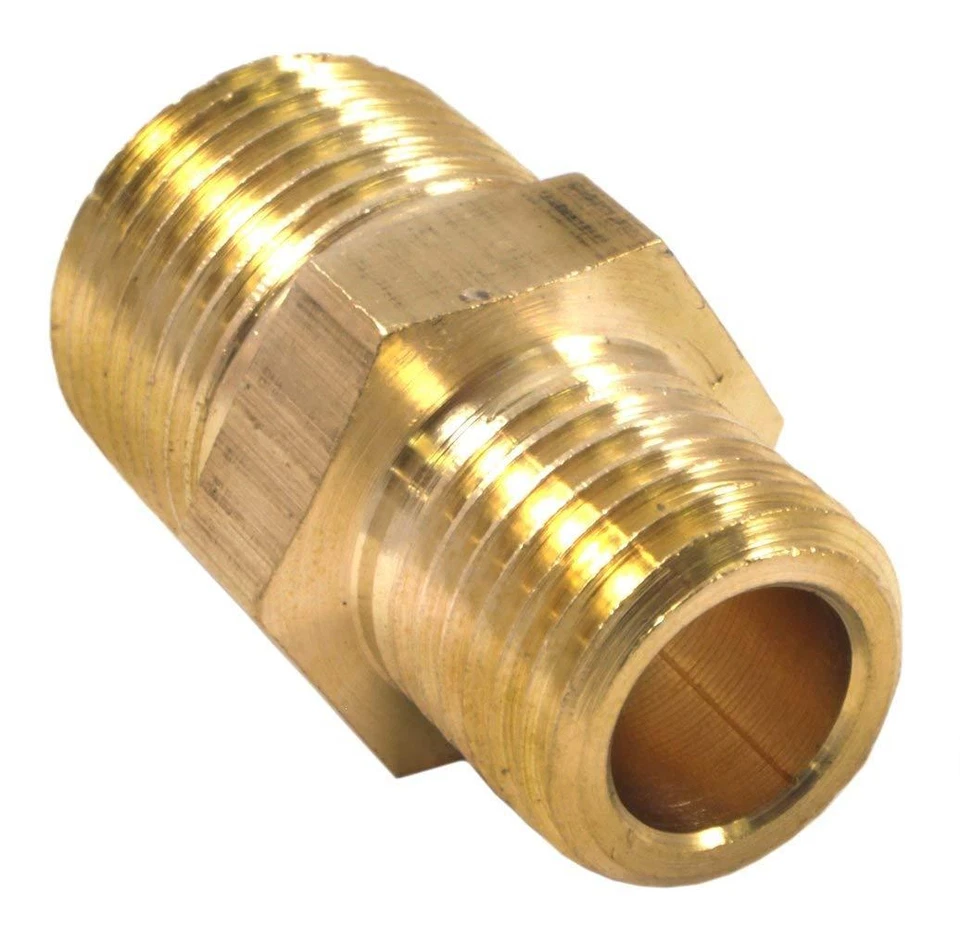 Pneumatic Pipe Fitting Reducer Connector Fitting 1/8" NPT Size X 1/4" NPT - Image 1 of 1