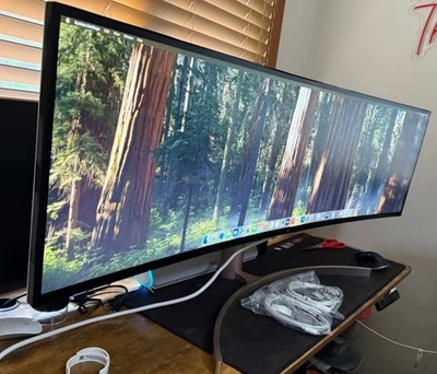 Monitor LED LG 49WL95C-WY 49" UltraWide Dual QHD 32:9 IPS Curvo Foto 1 de 4