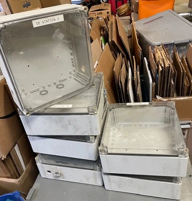 6 cajas de plástico Hoffman Q3013PCICC usadas 300 mm cubiertas transparentes *SE VENDEN POR SEPARADO Foto 1 de 4