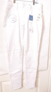 YMI Jeans Size juniors 7 white Skinny Stretch super soft - Picture 1 of 5