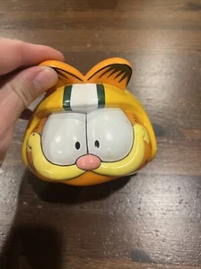 Vintage Enesco Garfield Cat NFL Packers Football Vinyl Coin Bank Head Green Bay - Picture 1 of 5