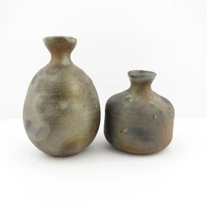 Vtg.Japanese Bizenware/Tokkuri Sake Bottles/Vases Natural Comb Pattern Marked - Picture 1 of 24