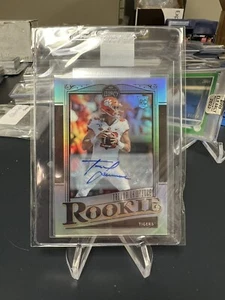 2021 NFL Panini Legacy Trevor Lawrence Refractor Auto. (RC). Holo Silver! Clean! - Picture 1 of 2
