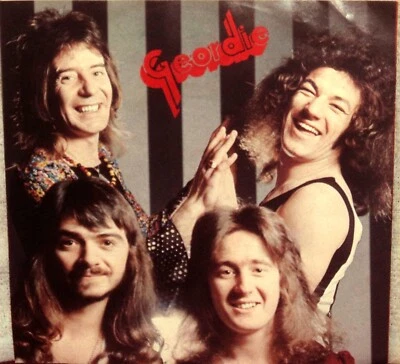 GEORDIE "Black Cat Woman" 73 Japan ONLY Odeon 7" with nice ps AC/DC vocalis - Image 1 of 3