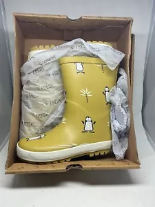 Fresk Natural Rubber Penguins Rain Boots - Picture 1 of 6
