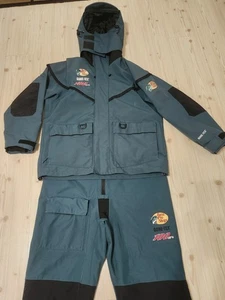 Bass Pro Shops 100 Meilen pro Stunde Gore-Tex Regenausrüstung Herren Medium Jacke & Medium Hose Trägerhose - Bild 1 von 19