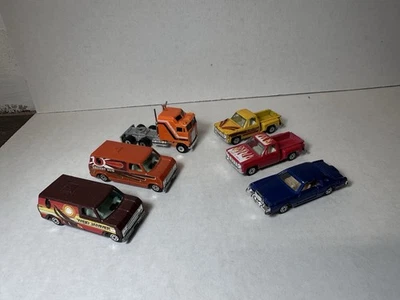 6 Lot Yatming Chevy Stepside Pickup, Van, Continental & Kenworth 1:64 Diecast - Image 1 of 4