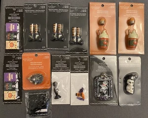 13 LOT ASHLAND HALLOWEEN DECORATION MINATURES TREAT BAGS WITCH LEGS SKELETON NEW - Picture 1 of 6