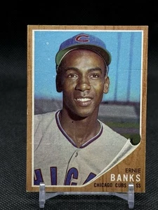 Ernie Banks 1962 Topps # 25 en muy buen estado-excelente+ - Imagen 1 de 6