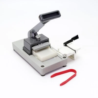 Gepe 8001 Mounting Press for 35mm Slides in 5x5cm Mounts w/ Detachable Cutter Foto 1 de 4