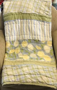 Casual Home Twin Comforter Quilted Pastel Green Blue Yellow Floral 64x80” - Picture 1 of 9