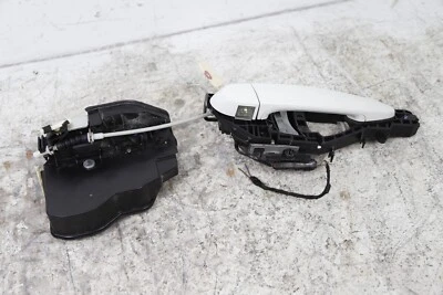 ACTUADOR MANIJA PUERTA EXTERIOR PASAJERO TRASERO DERECHO BMW F30 F31 12-18 BLANCO 300 Foto 1 de 4