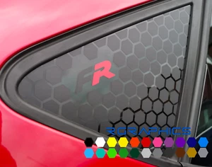 SEAT Leon MK3 (2013-2018) lunotto posteriore (coppia) decalcomanie - design a nido d'ape - Foto 1 di 7
