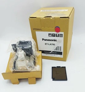 Panasonic Replacement Projector / TV Lamp ET-LA785 OEM Original - Brand New - Picture 1 of 6