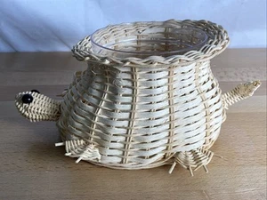 Vintage Weidenschildkröte Stroh mit niedlichen Augen kleines Pflanzgefäß mit Einsatz Indoor Sukkulente - Bild 1 von 11