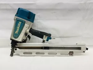 Makita 3-1/2" Framing Nailer Model: AN924 (CMP111662) - Picture 1 of 7