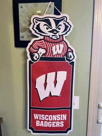 Vintage Wisconsin Badgers College Football Felt Hanging/yard Sign, Banner, Rare! Cover