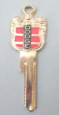 Dodge Crest chapado en oro NOS Y-128 en blanco 1942 1943 1944 1945 1946 1947 1948  Foto 1 de 4