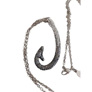 Vtg Kirks Folly Gray Crystal Studded 2" Fishook Necklace 30" Chain Long - Picture 1 of 5