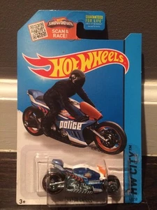 Hot Wheels 2015 HW City - Canyon Carver - Blanco - ¡Nuevo! - Imagen 1 de 2