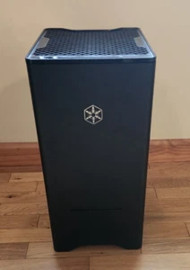 Silverstone FT03 Black Aluminum Computer Case Micro ATX Supports Long Video Card - Picture 1 of 21