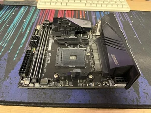Gigabyte X570 I AORUS PRO WIFI (Mini ITX), AM4 motherboard - Afbeelding 1 van 4