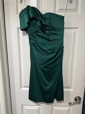 Vestido de cóctel Phoebe Couture Kelly verde con un hombro talla 4 Foto 1 de 4