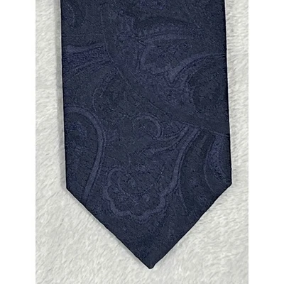 Corbata Hugo Boss Red Tag Paisley Seda Azul Marino Hecha en Italia Para Hombre 2.75X59 Foto 1 de 4