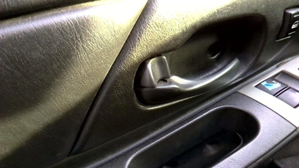 MONTE CAR 2006 Door Handle Interior 27929566 Foto 1 de 4