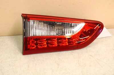 2013-2014-2015 INFINITI JX35/QX60 LEFT INNER TAILLIGHT HALOGEN OEM Foto 1 de 4