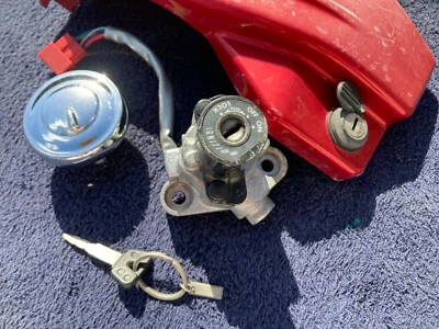 1998-2015 YAMAHA V STAR 650 XVS650 Ignition Lock KEY Set Gas Cap - Image 1 of 3